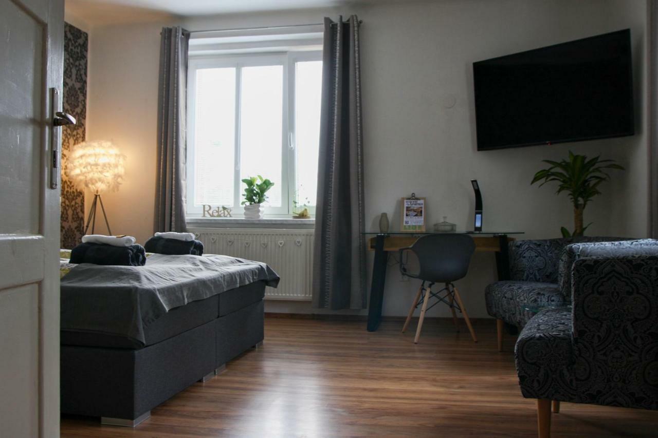Luxusni Apartman Nmnm Family โนเวมิสโต นา โมราเวีย ภายนอก รูปภาพ